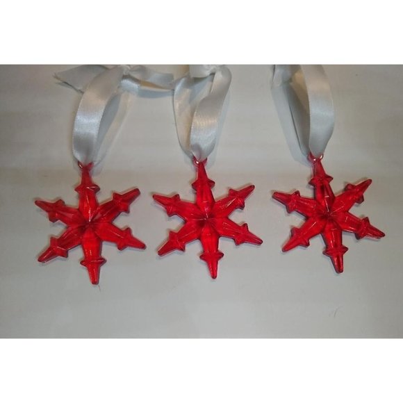 Small Red Translucent 3D Snowflake Ornaments 3 Pieces Handmade Holiday NEW - Picture 5 of 5